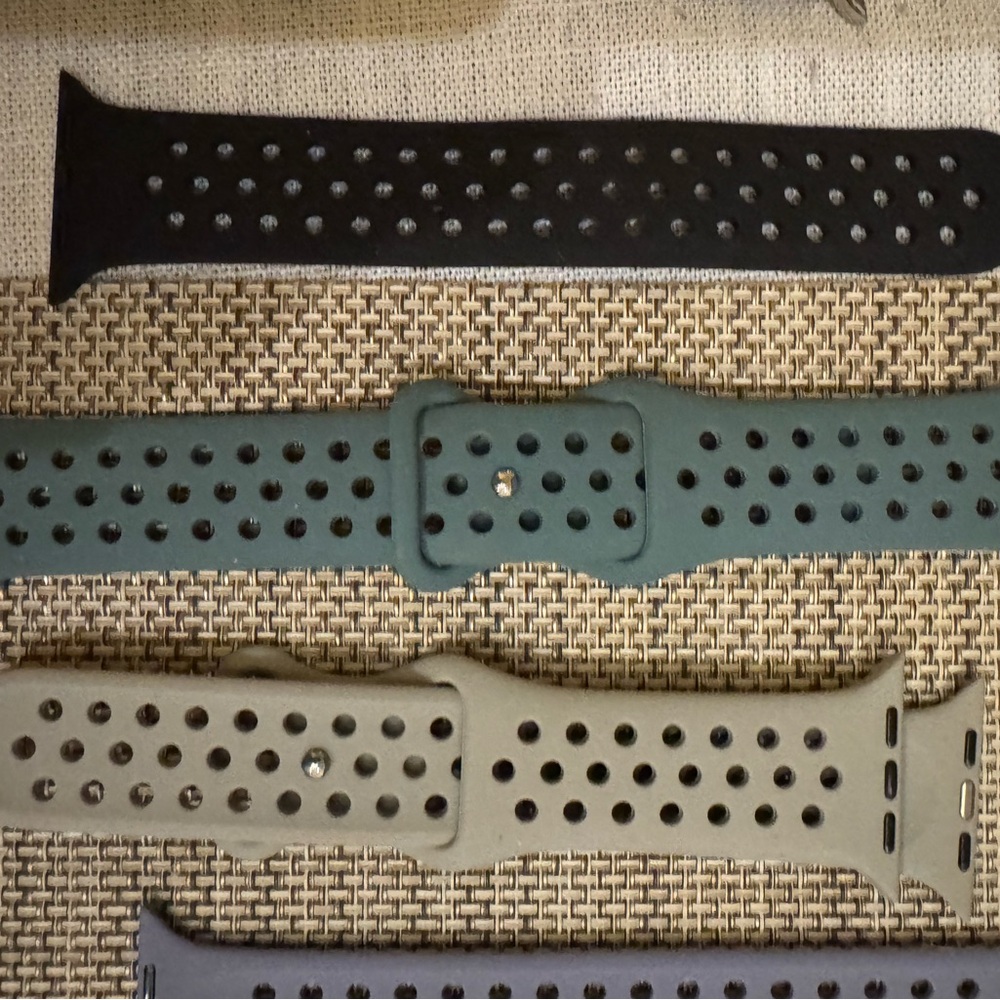 Apple Watch Bands Collection - Multi-Color - Picture 10 of 16
